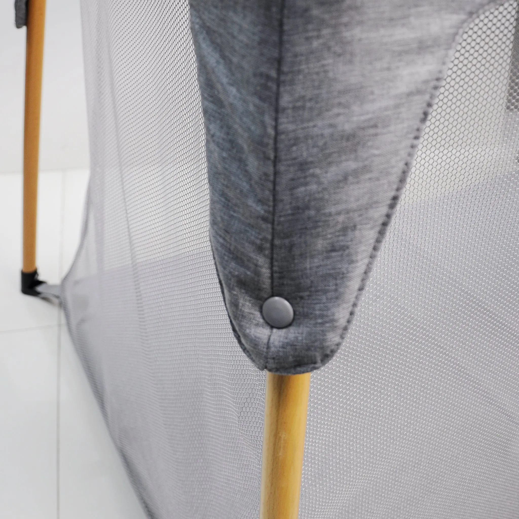 Looping Playpen Compact/Travel Cot