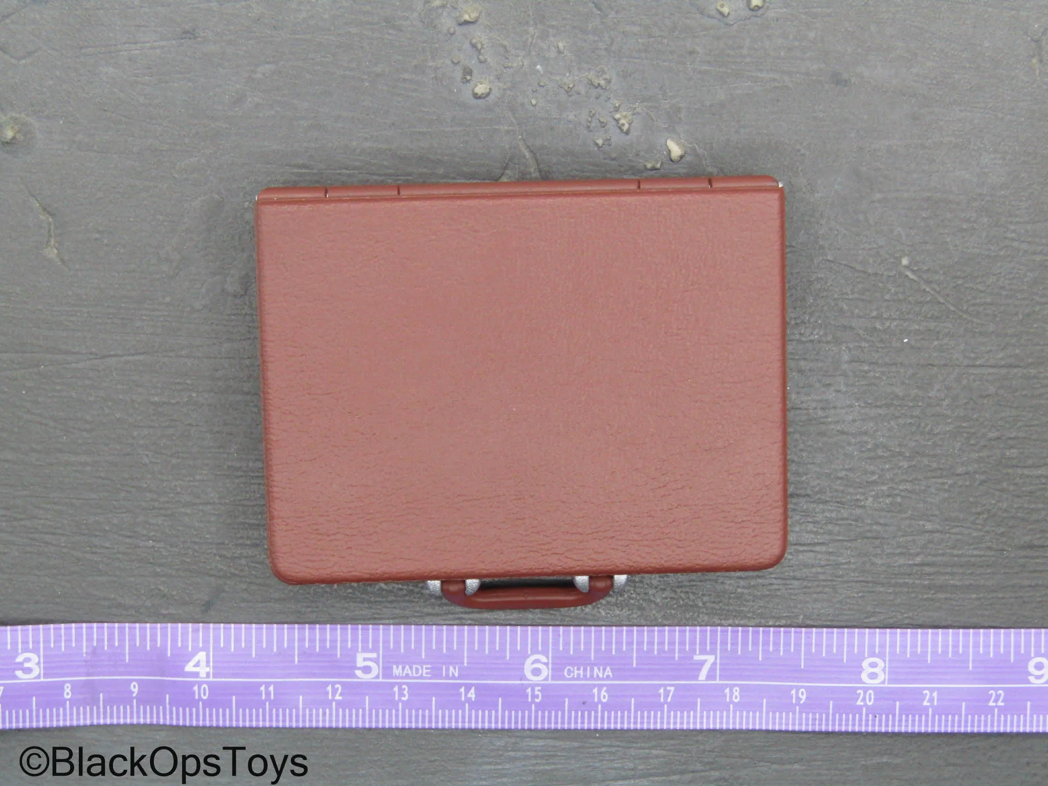 Surgeon - Brown Suitcase w/Medical Tools
