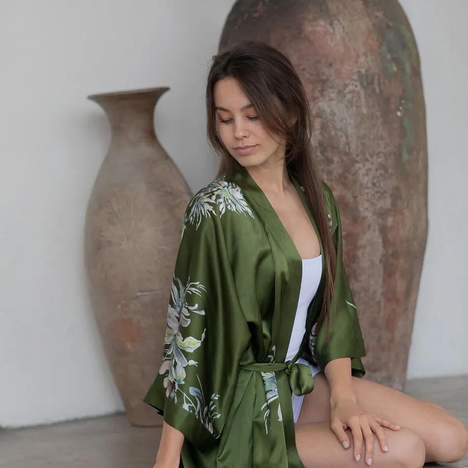 Washable Silk Yuri Short Kimono Robe